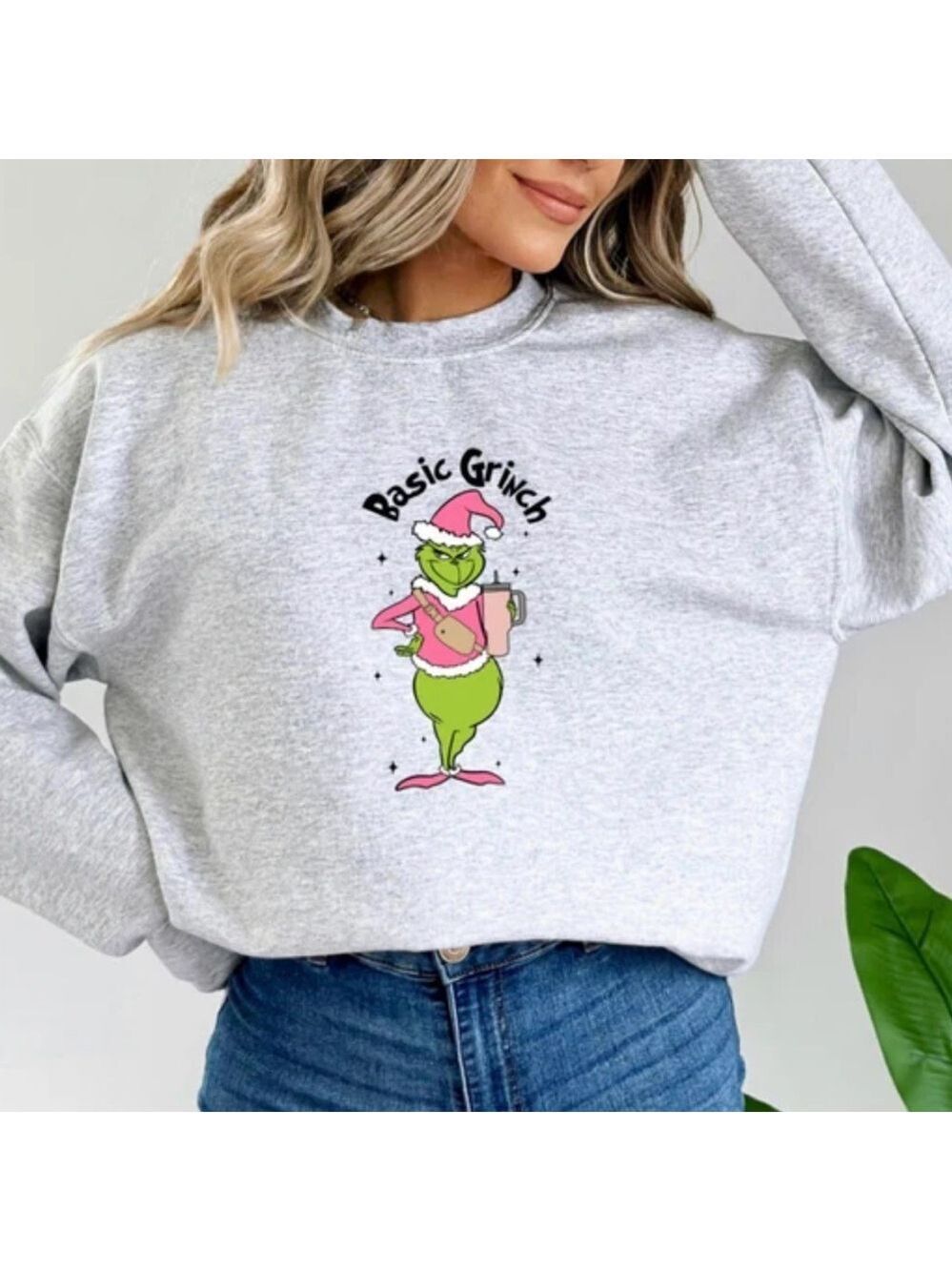 Basic Grinch Gray Sweatshirt size large Christmas sweater